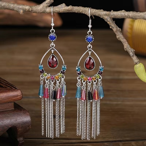 NEW Boho Silver tone Chain Earrings Multicolor Rhinestones Dangle Earrings Boho - Picture 2 of 2